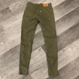 LEVI 710 Super Skinny Jeans